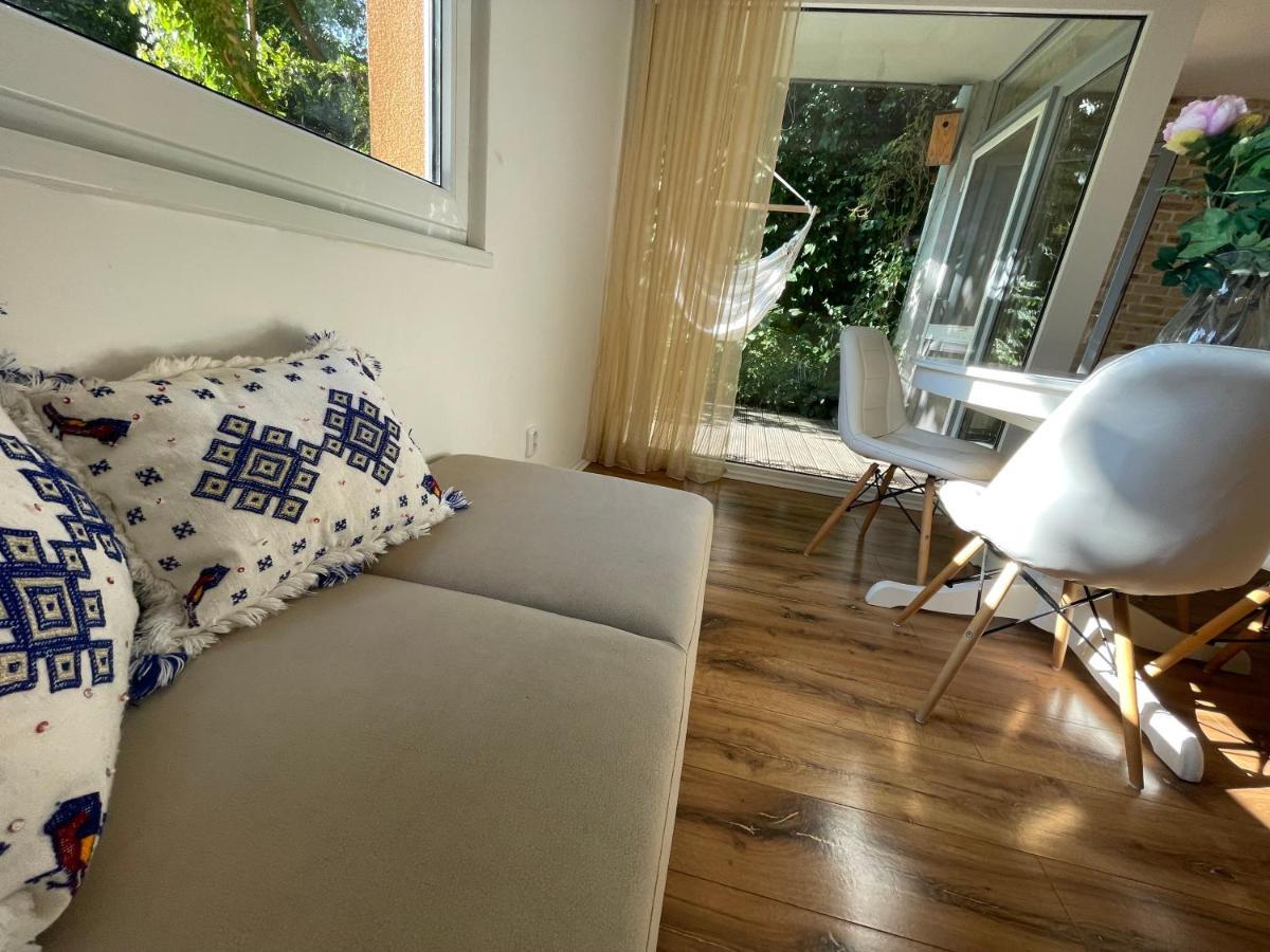 70M2 Romantic Living In The Old Town With Garden Братислава Екстериор снимка